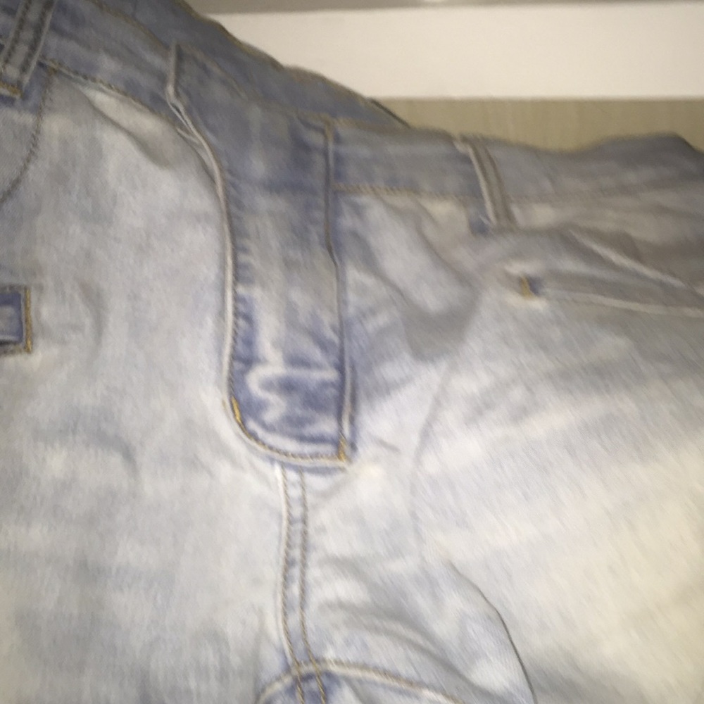 Good shape barely worn give me a good deal